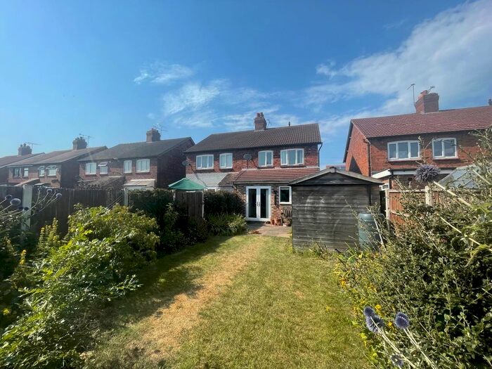 3 Bedroom Semi-Detached House To Rent In Neville Street, Crewe, CW2