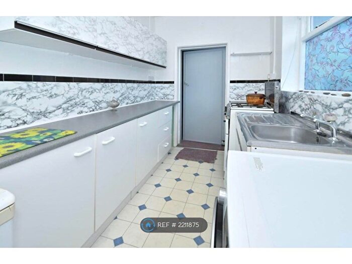 2 Bedroom Terraced House To Rent In Century Street, Stoke-On-Trent, ST1