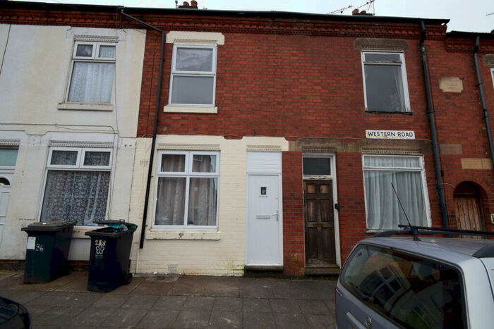 3 Bedroom Terraced House To Rent In Western Road, Leicester, LE3