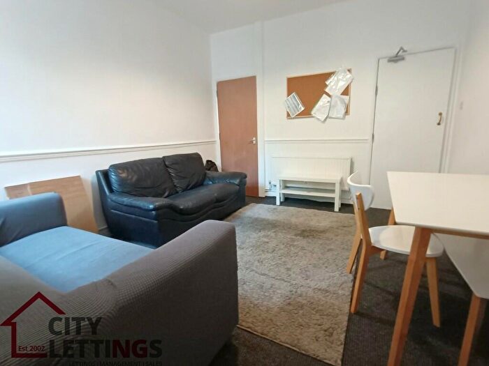 4 Bedroom End Of Terrace House To Rent In Gloucester Avenue, Lenton, NG7