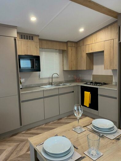 3 Bedroom Caravan For Sale In Castle Douglas, Dumfries And Galloway, DG7