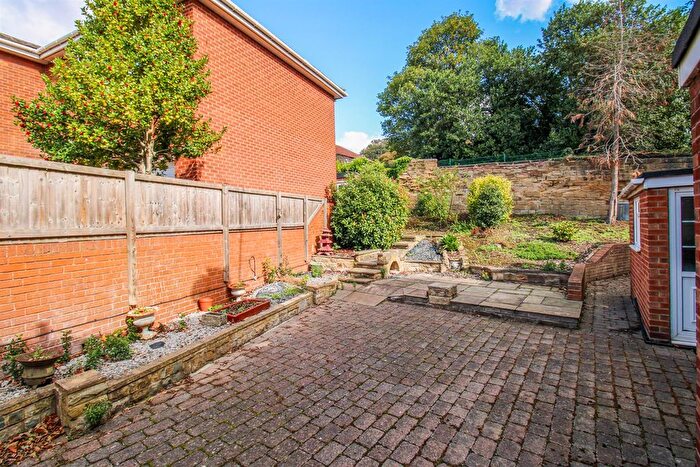 4 Bedroom Detached House For Sale In Church Close, Hemsworth, Pontefract, WF9