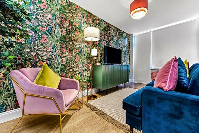 4 Bedroom Property To Rent In Cassland Road, London, E9