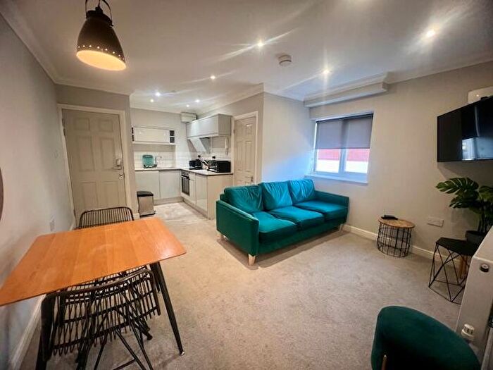 1 Bedroom Apartment To Rent In Cowbridge Road East, Cardiff, CF5