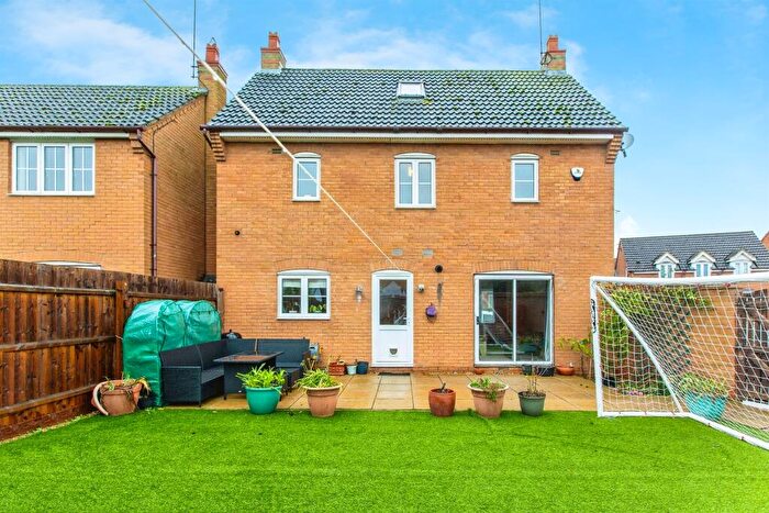 4 Bedroom Detached House For Sale In Foundry Walk, Thrapston, Kettering, NN14