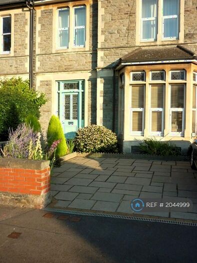 2 Bedroom Flat To Rent In Cotham Lawn Road, Bristol, BS6