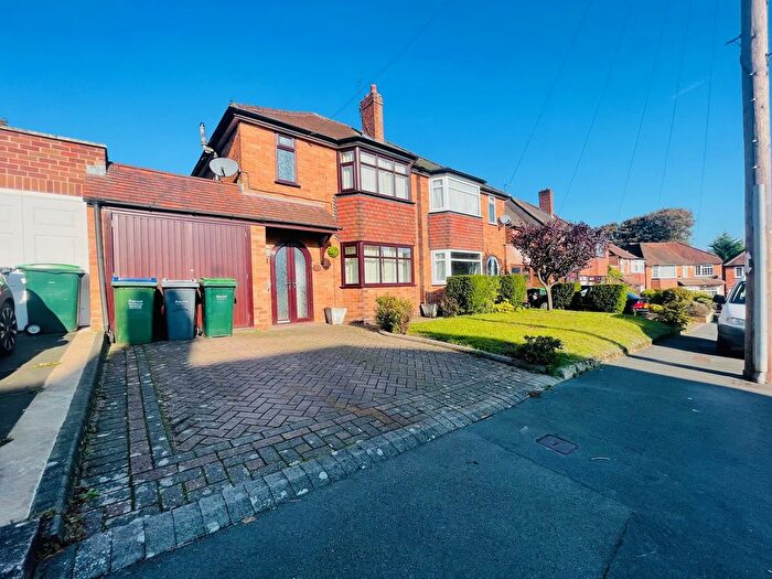 3 Bedroom Property To Rent In Charlemont Avenue, West Bromwich, B71