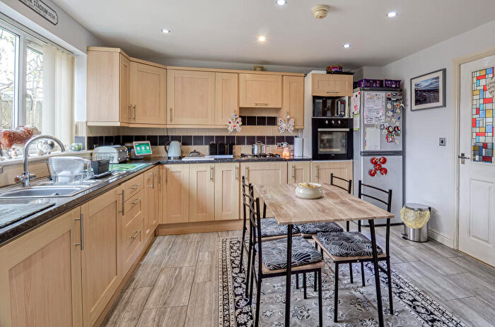 4 Bedroom Detached House For Sale In Springvale Close, Chesterfield, S45