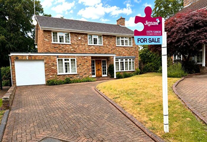 5 Bedroom Detached House For Sale In Birchfields, Camberley, GU15