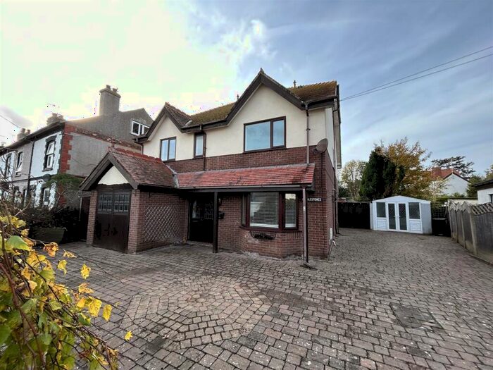 4 Bedroom Detached House To Rent In Shamrock Terrace, Deganwy, Conwy, LL31