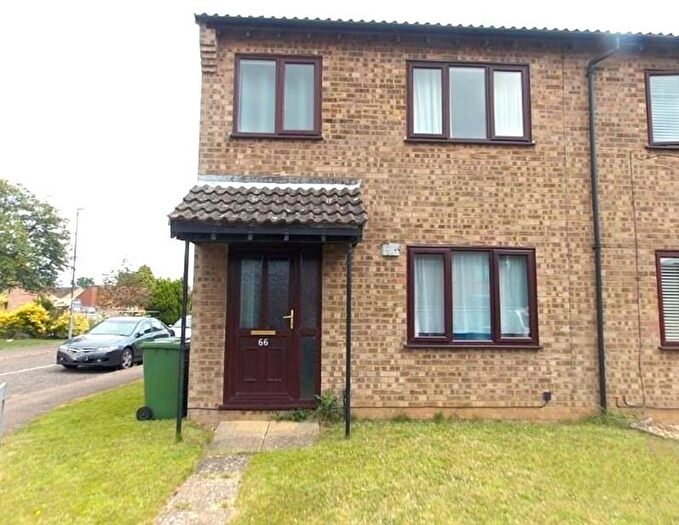 3 Bedroom Semi Detached House To Rent In Wimbotsham Road, Downham Market, PE38