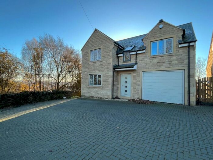 5 Bedroom Detached House To Rent In Church Lane, Southowram, Halifax, HX3
