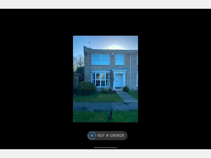 3 Bedroom Semi-Detached House To Rent In Copeland Drive, Poole BH14