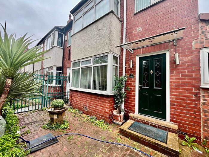 1 Bedroom Flat To Rent In Victoria Road, Leeds, LS6