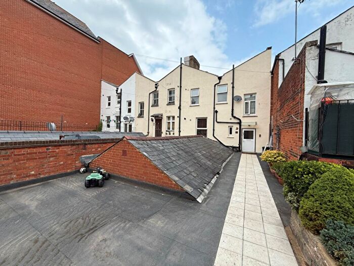 1 Bedroom Flat To Rent In Upper Union Terrace, Aldershot, GU11