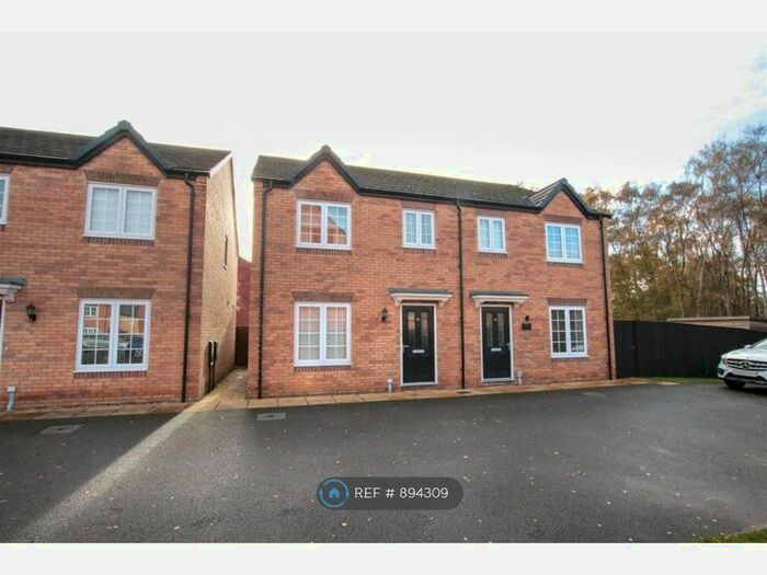 3 Bedroom Semi-Detached House To Rent In Insall Way, Auckley, Doncaster, DN9