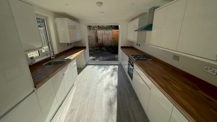 3 Bedroom House To Rent In Chart Road, Folkstone, CT19