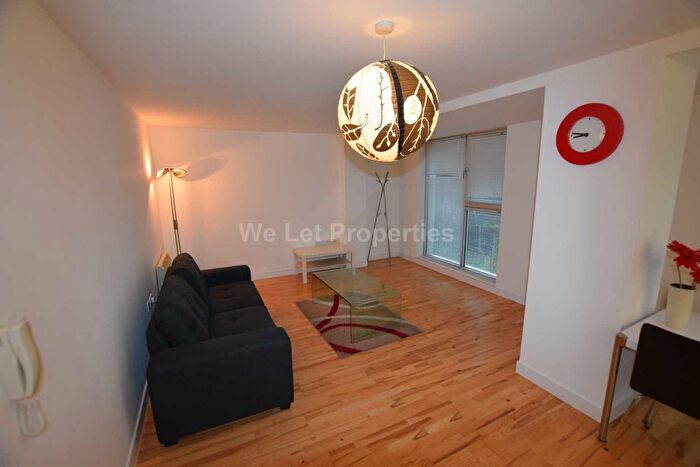 1 Bedroom Flat To Rent In Emmeline, Dalton Street, M40