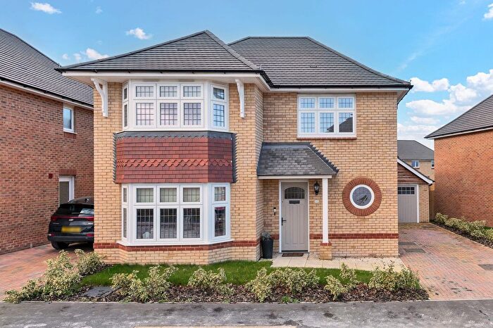 3 Bedroom Detached House For Sale In Hampshire Road, Royston, SG8