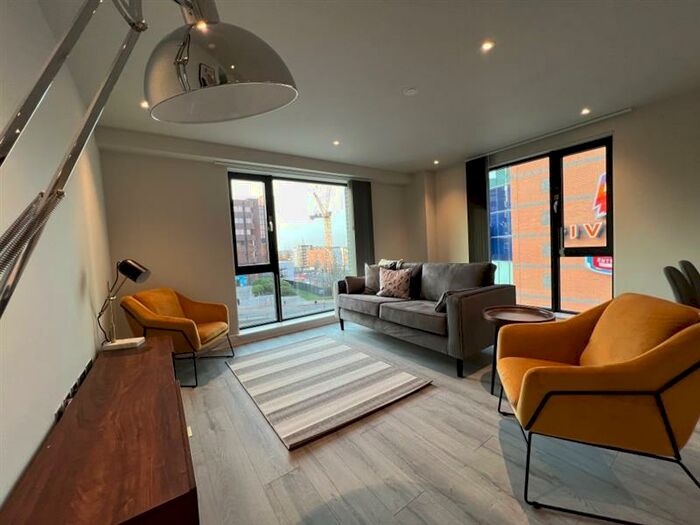 2 Bedroom Apartment To Rent In St Martins Place, Broad Street, B15