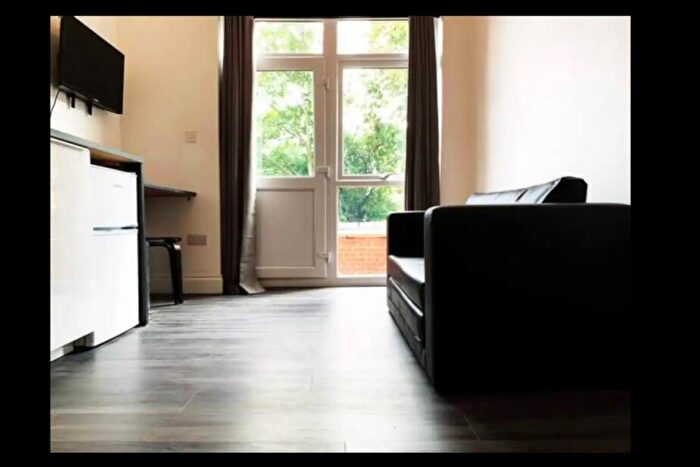 Studio To Rent In Grasmere Avenue, Harrow, Middlesex, HA9