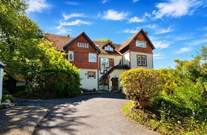 1 Bedroom Apartment To Rent In Cranmer Lodge, Camberley, GU15