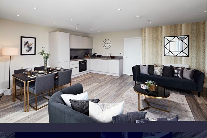 2 Bedroom Flat To Rent In St. Marks Road, Bromley, BR2