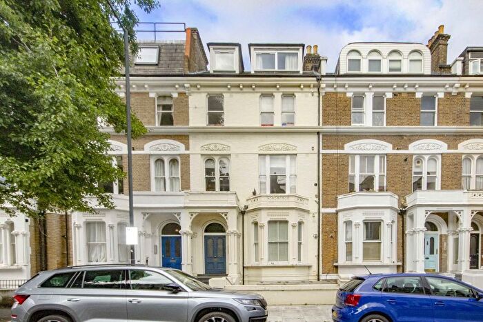 1 Bedroom Flat To Rent In Sinclair Road, Sinclair Road, W14