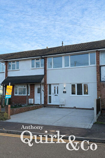 3 Bedroom Terraced House To Rent In Point Road, Canvey Island, SS8