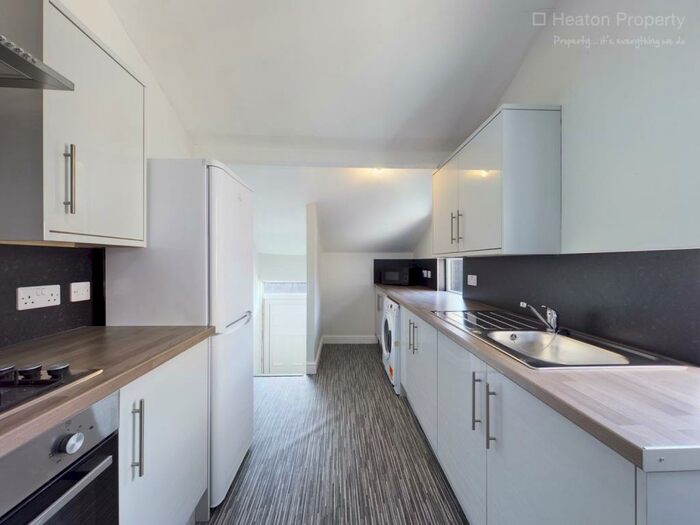 3 Bedroom Flat To Rent In Trewhitt Road, Heaton, Newcastle, NE6