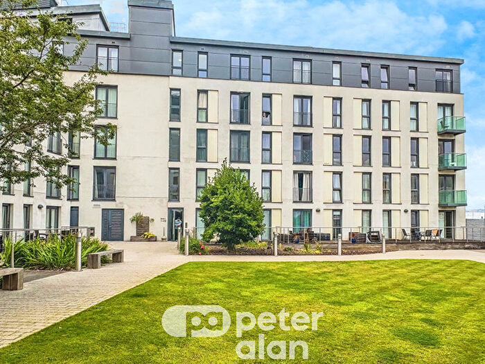 2 Bedroom Apartment To Rent In The Hayes, Cardiff City Centre, Cardiff, CF10