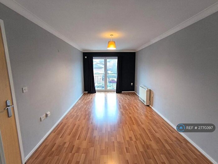 1 Bedroom Flat To Rent In Carmichael Close, Ruislip, HA4