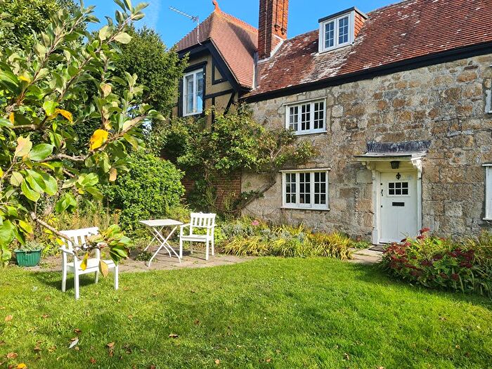 3 Bedroom Cottage To Rent In Carpenters Road St. Helens, Ryde, PO33