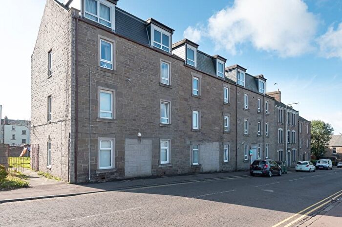 2 Bedroom Finca To Rent In Loons Road, DD3