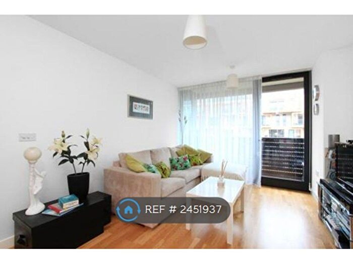 2 Bedroom Flat To Rent In Amelia St, London, SE17