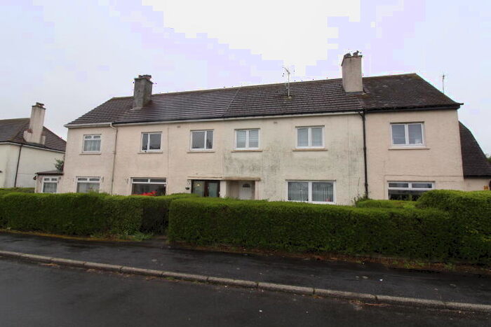 3 Bedroom Terraced House To Rent In Lochhead Avenue, Linwood Paisley, PA3