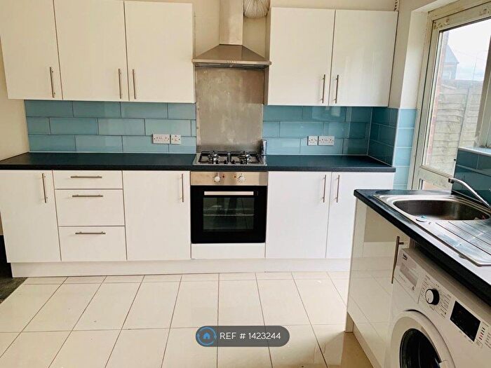 3 Bedroom Terraced House To Rent In Charlton Crescent, Barking, IG11