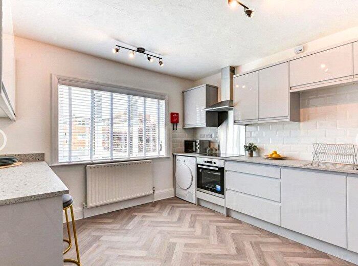 5 Bedroom Flat To Rent In Stocker Road, Bognor Regis, West Sussex, PO21