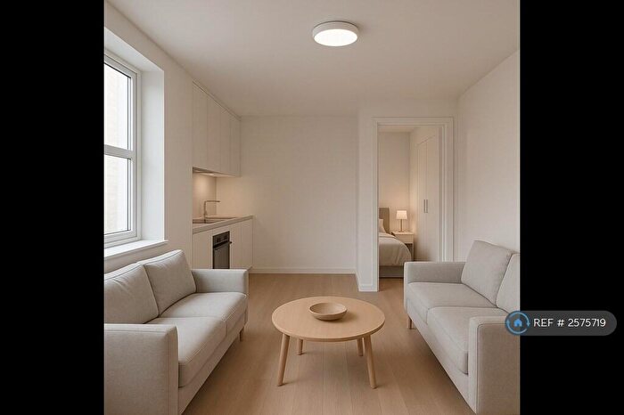 1 Bedroom Flat To Rent In Church Street, St. Austell, PL25
