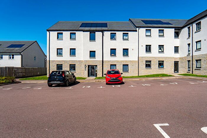 2 Bedroom Flat For Sale In Drummossie Road, Inverness, IV2