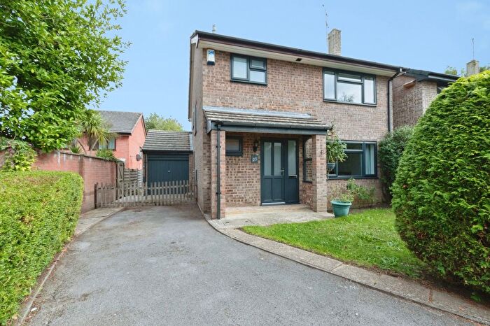 4 Bedroom Detached House For Sale In The Meadows, Lyndhurst, Hampshire, SO43
