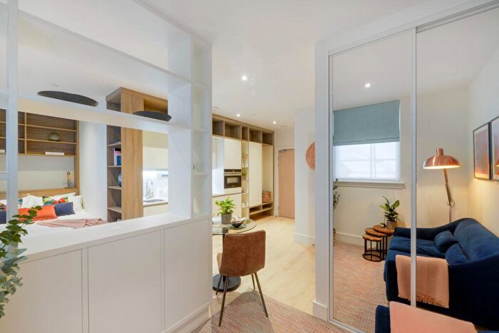 Studio To Rent In Ewing House, CM14