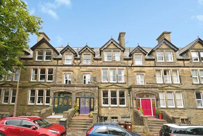 3 Bedroom Terraced House For Sale In St. James Terrace, Buxton, Derbyshire, SK17