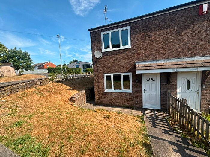 2 Bedroom End Terrace House For Sale In Bradford Road, Clayton, Bradford, BD14