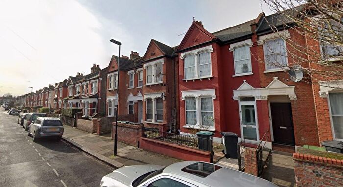 5 Bedroom Terraced House To Rent In Lordsmead Road, London, N17