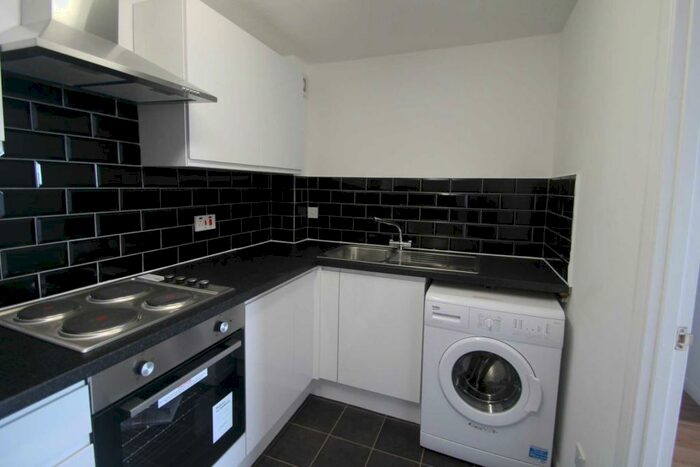 2 Bedroom Flat To Rent In Bedroom Flat- Tippett Rise, Reading, RG2