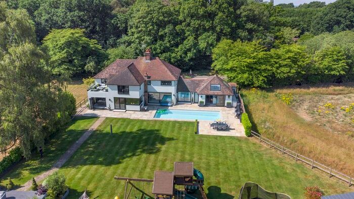 5 Bedroom Detached House For Sale In Beggar Hill, Fryerning, Ingatestone, CM4