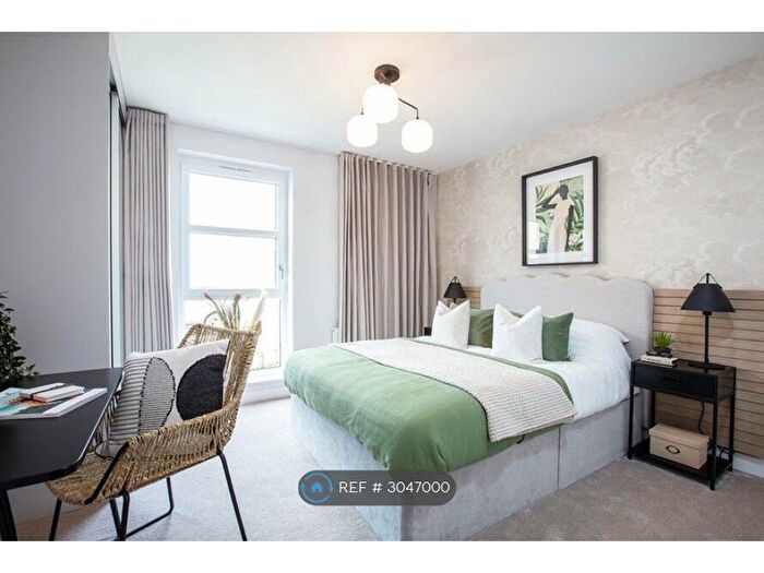 2 Bedroom Flat To Rent In Eastern Avenue, Western Cross, Swanscombe, DA10