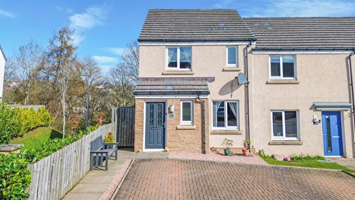 3 Bedroom House For Sale In Kinmond Drive, Perth, PH2