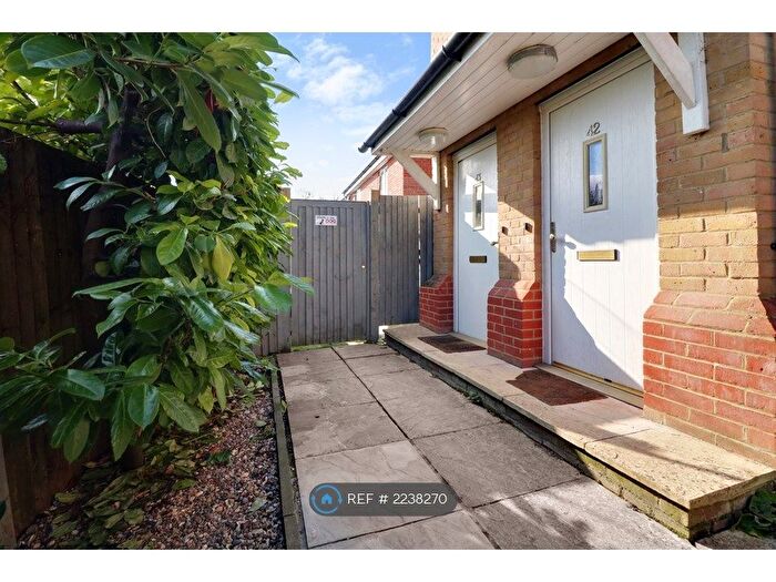 1 Bedroom Flat To Rent In Wensleydale, Luton, LU2